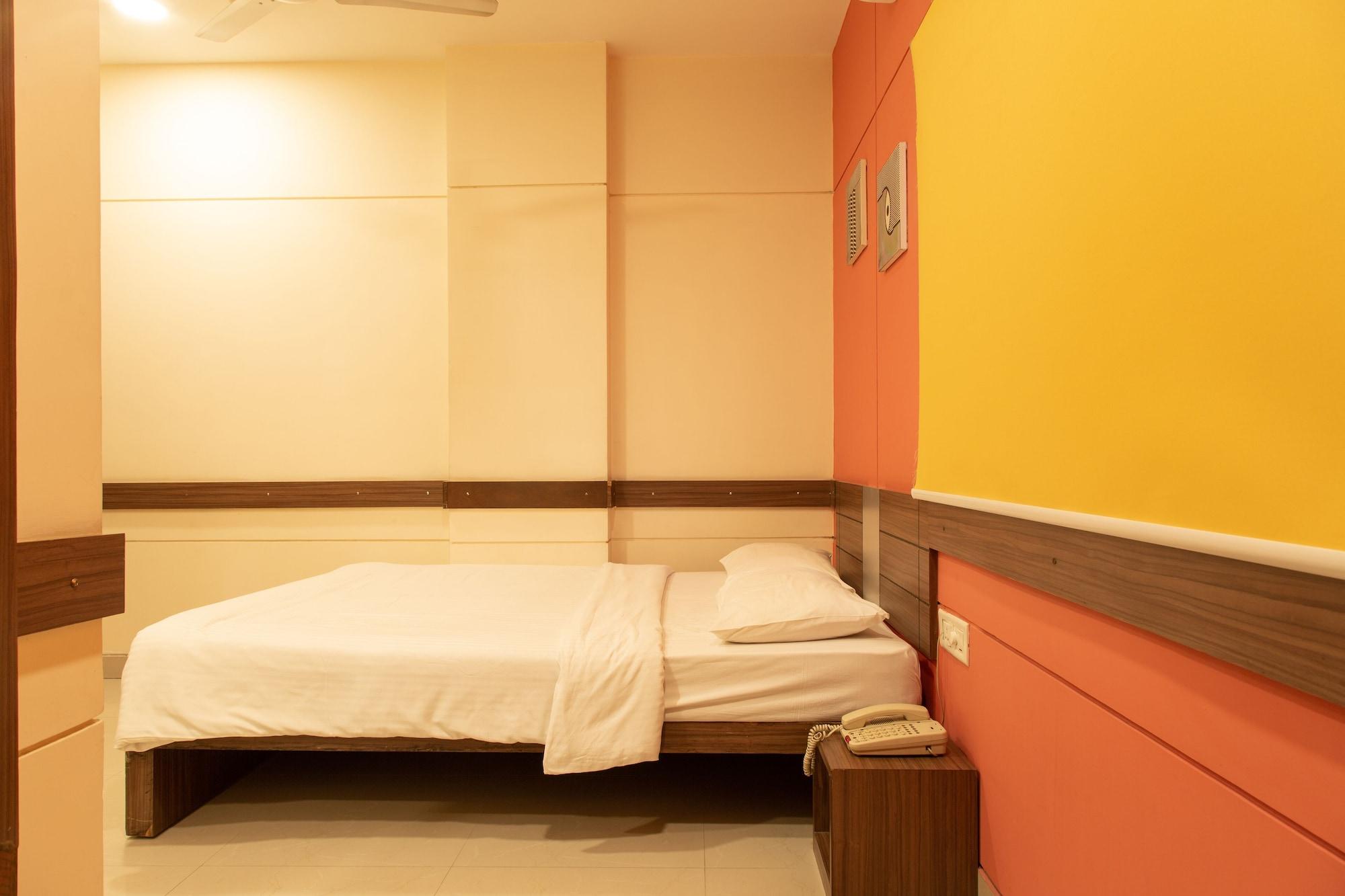 Faridabad Hotel Exterior foto