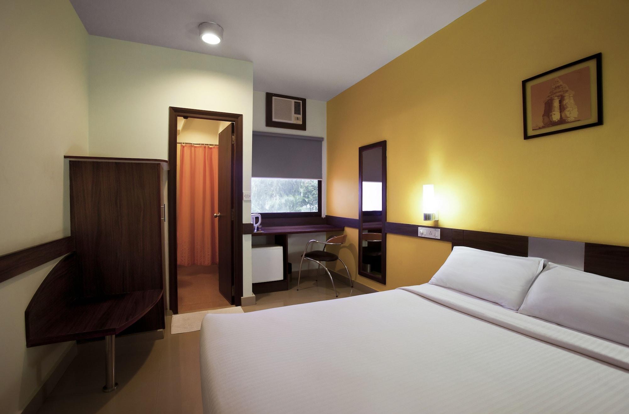 Faridabad Hotel Exterior foto