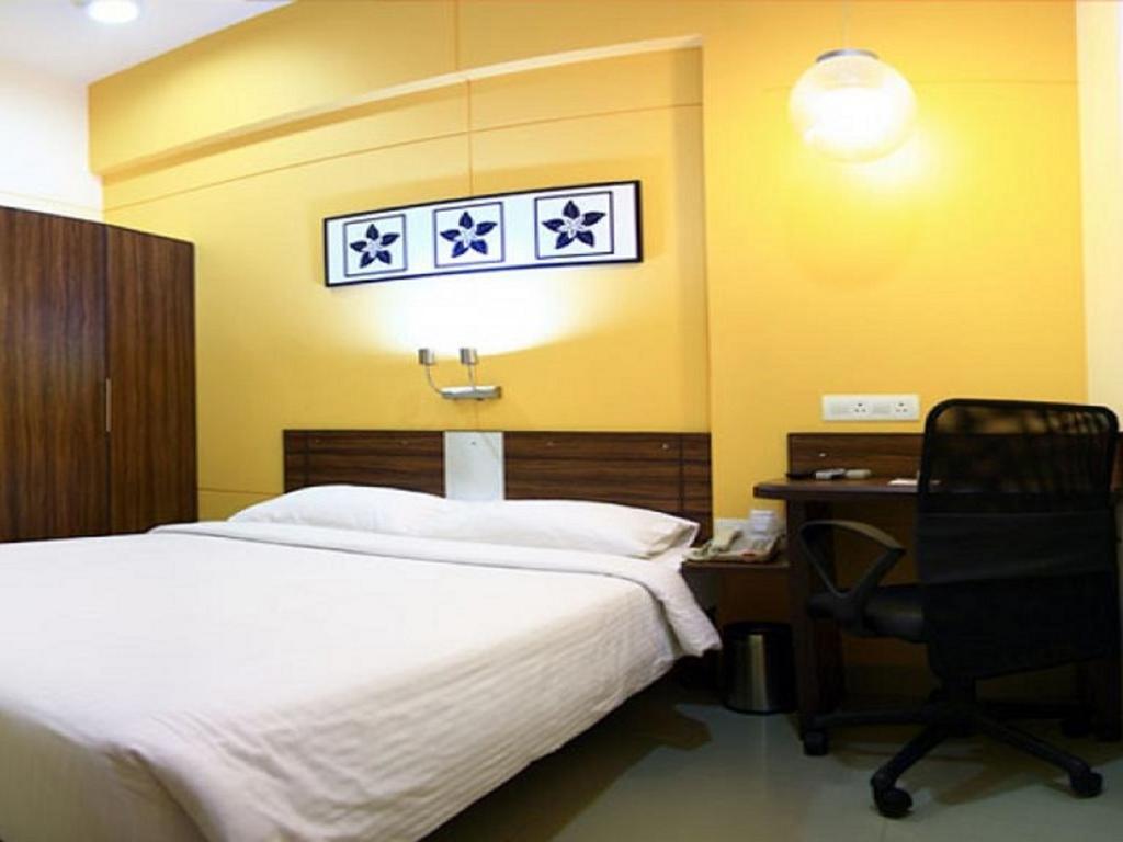Faridabad Hotel Exterior foto